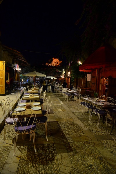 Edde Yard on Friday Night